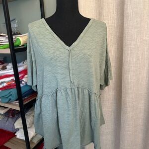 Women's Green V-Neck Top